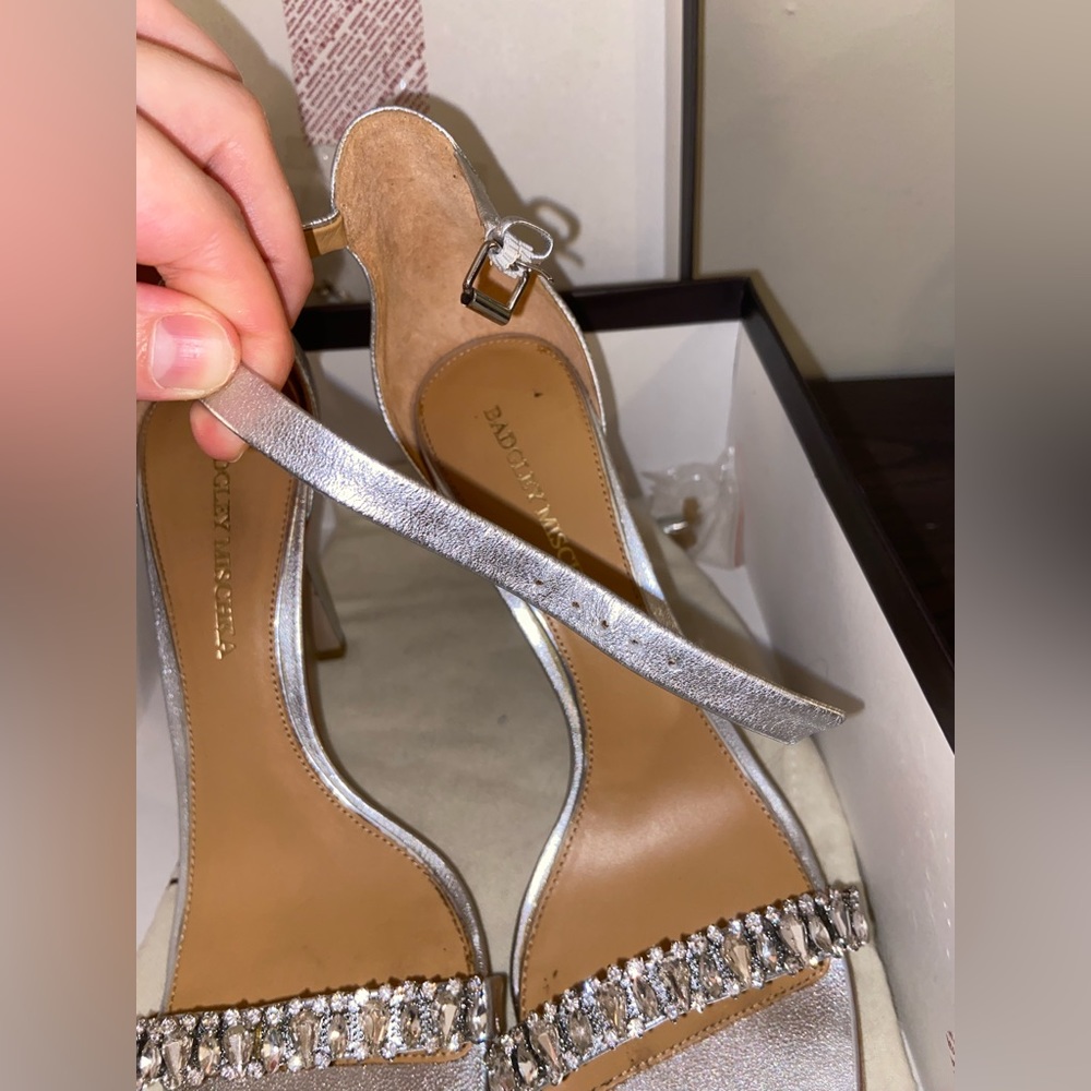 Badgley Mischka Elope II Shoes - Picture 5 of 9